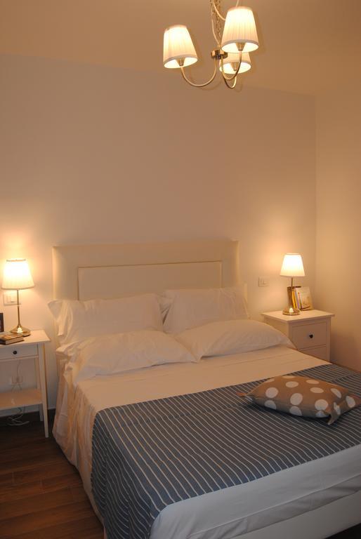 B&B La Gatta Sul Tetto Borgo san Donato  ห้อง รูปภาพ