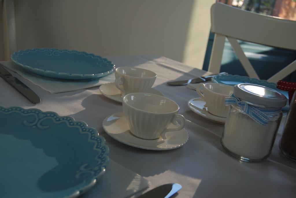 B&B La Gatta Sul Tetto Borgo san Donato  ภายนอก รูปภาพ