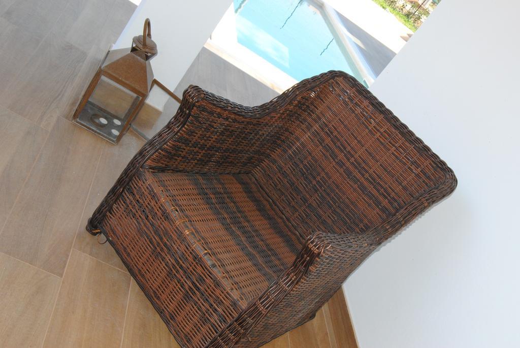 B&B La Gatta Sul Tetto Borgo san Donato  ภายนอก รูปภาพ