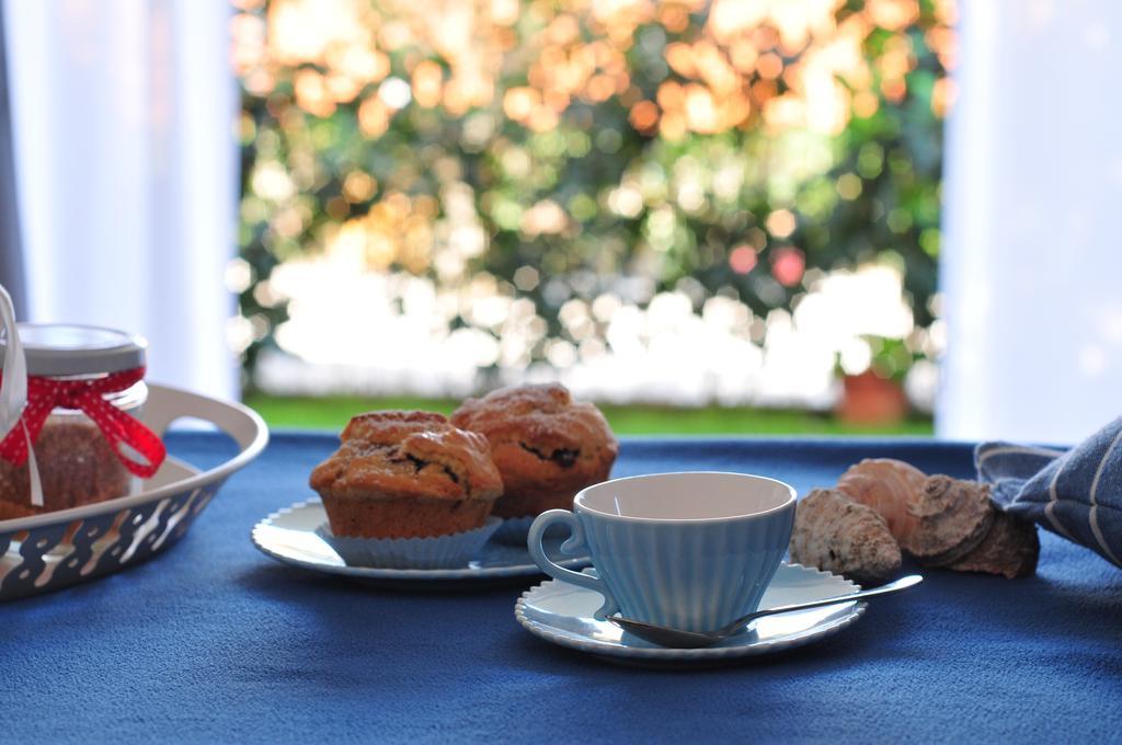B&B La Gatta Sul Tetto Borgo san Donato  ภายนอก รูปภาพ