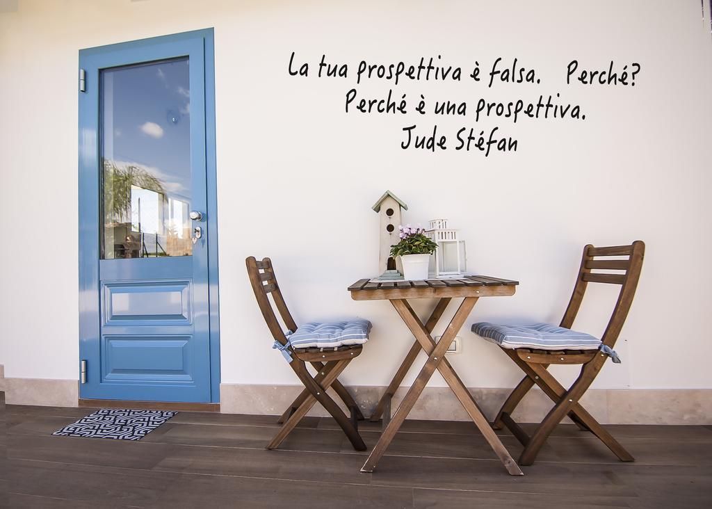 B&B La Gatta Sul Tetto Borgo san Donato  ภายนอก รูปภาพ